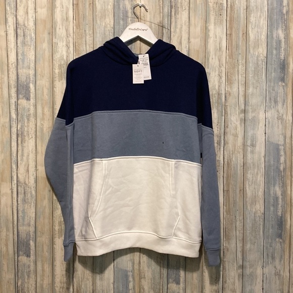 NWT American Eagle AHH-MAZINGLY soft blue and white color block sweatshirt | S - Picture 12 of 14